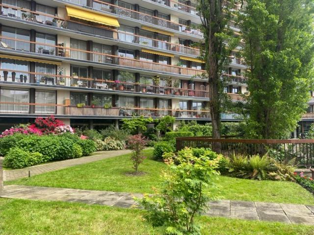 Апартаменты T2 Lumineux Avec Terrasse Булонь-Бийанкур Экстерьер фото