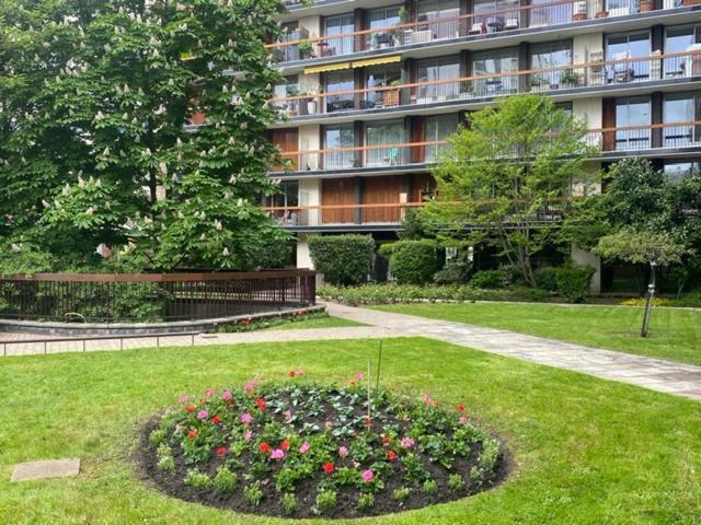 Апартаменты T2 Lumineux Avec Terrasse Булонь-Бийанкур Экстерьер фото